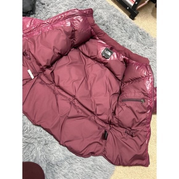 XS The North Face Maroon Burgundy Puffer Coat Womens Down Filled - Picture 10 of 10